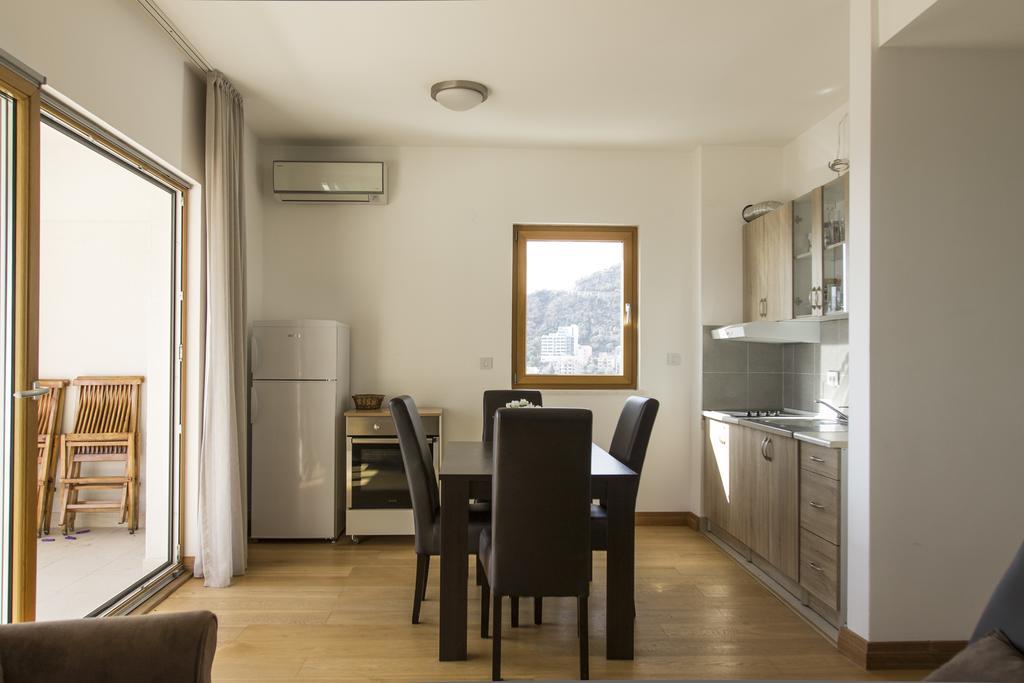 Apartment-Hotel Vila Petrovic-Becici Budva Zewnętrze zdjęcie