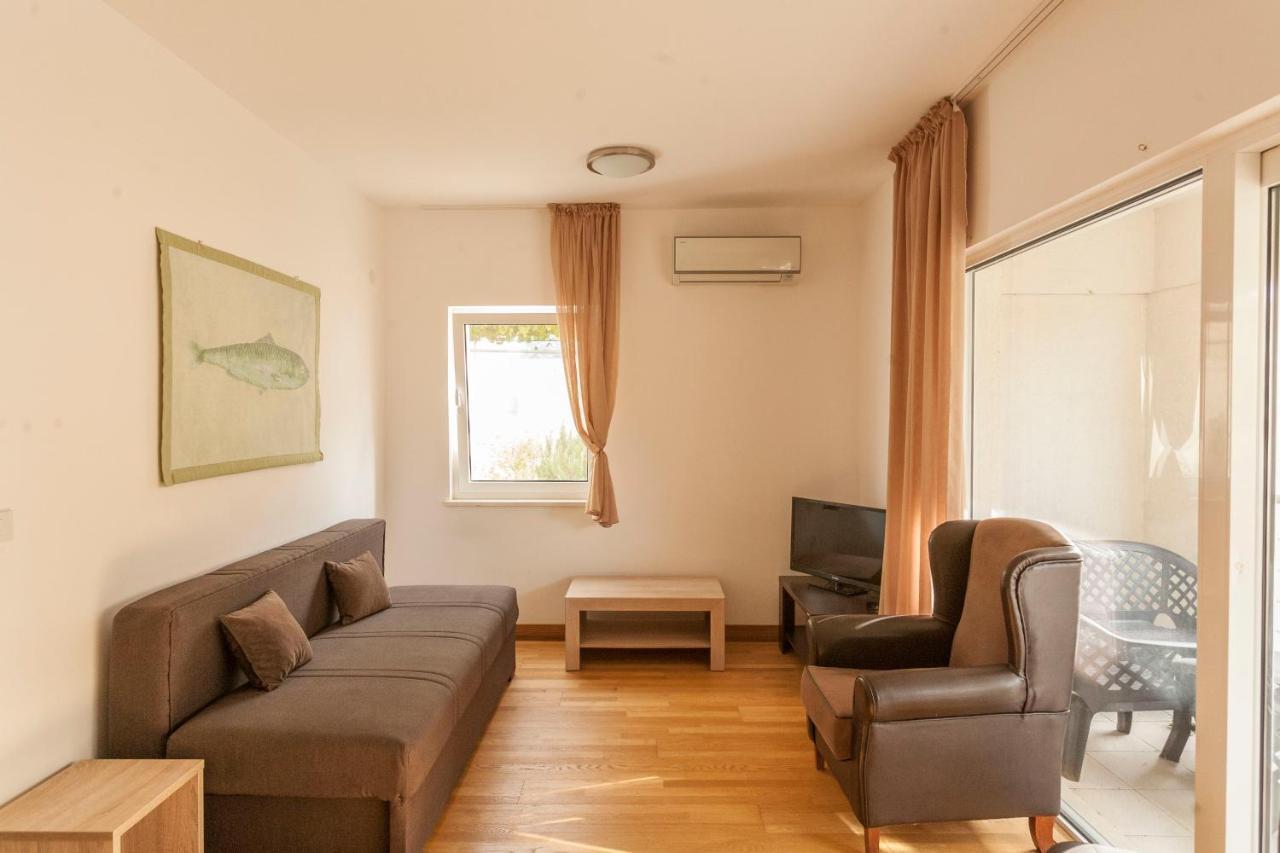 Apartment-Hotel Vila Petrovic-Becici Budva Zewnętrze zdjęcie